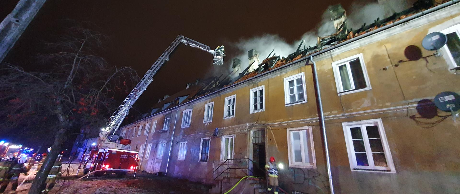 Pożar budynku ul. Traugutta 26 w Pułtusku