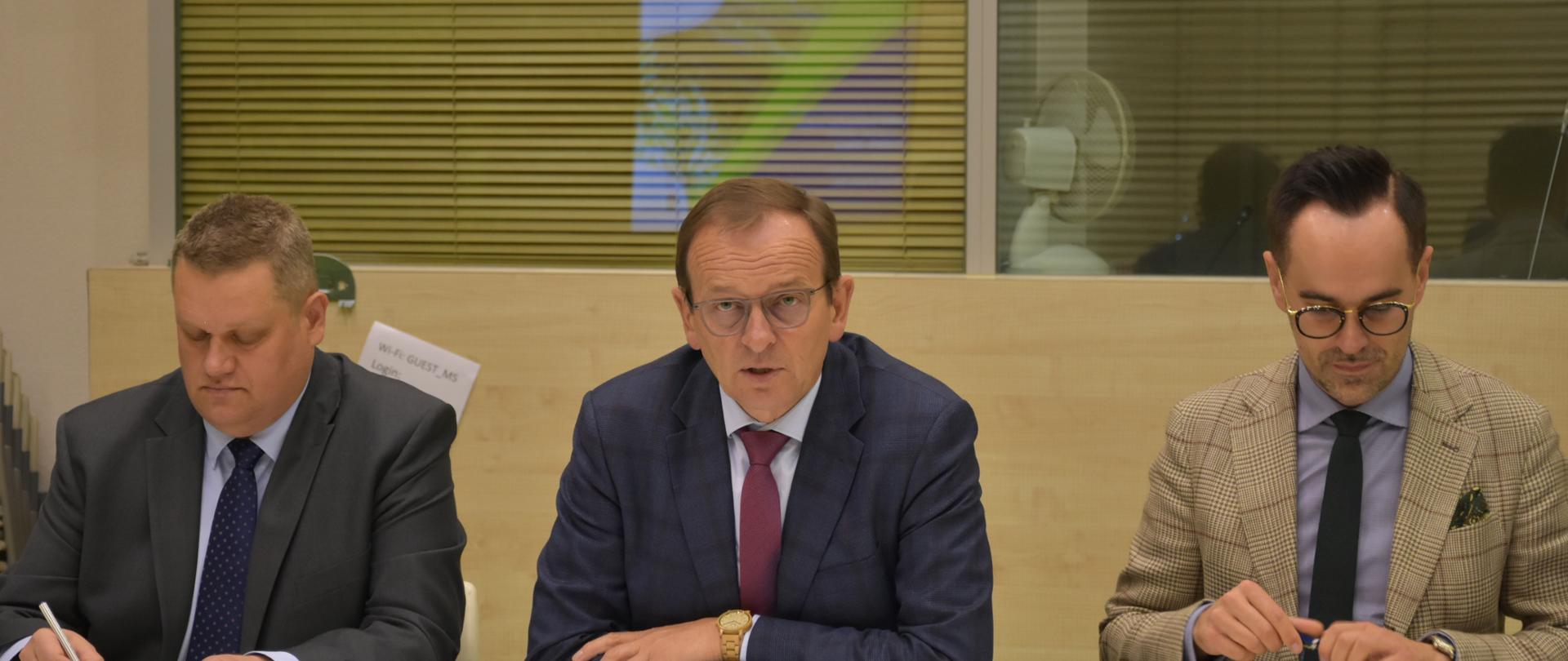 Wiceminister Edward Siarka spotkał się z zarządcami Puszczy Białowieskiej