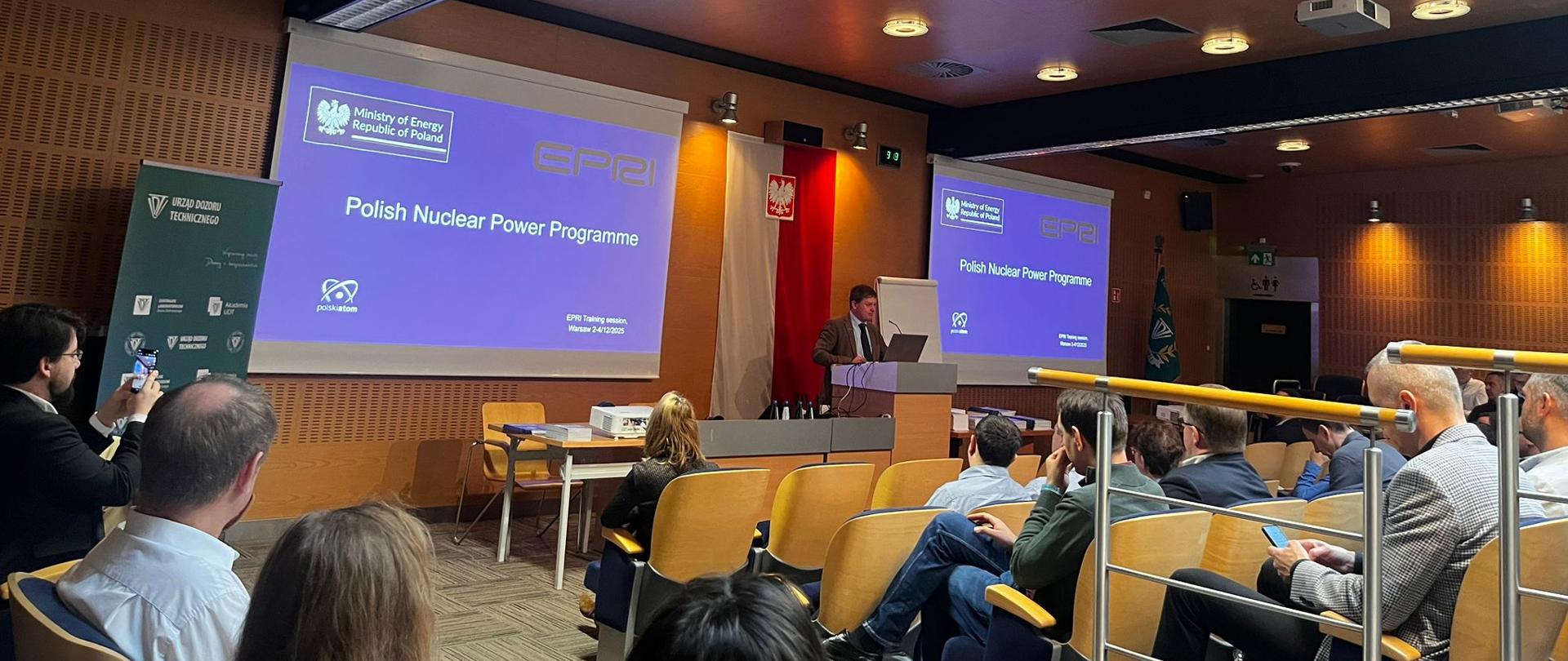 Szkolenie jądrowe na zlecenie ME w UDT