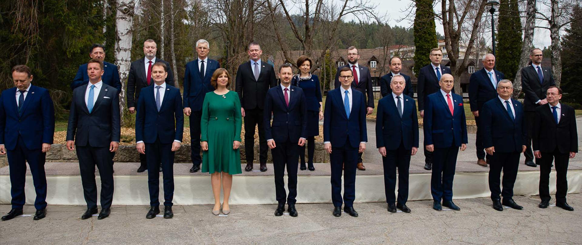  Wspólne zdjęcie uczestników spotkania