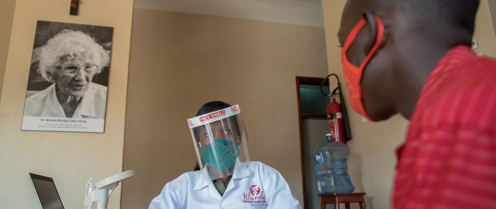 przychodnia w szpitalu Wanda Matugga Health Centre fot. Fundacja Innovaid