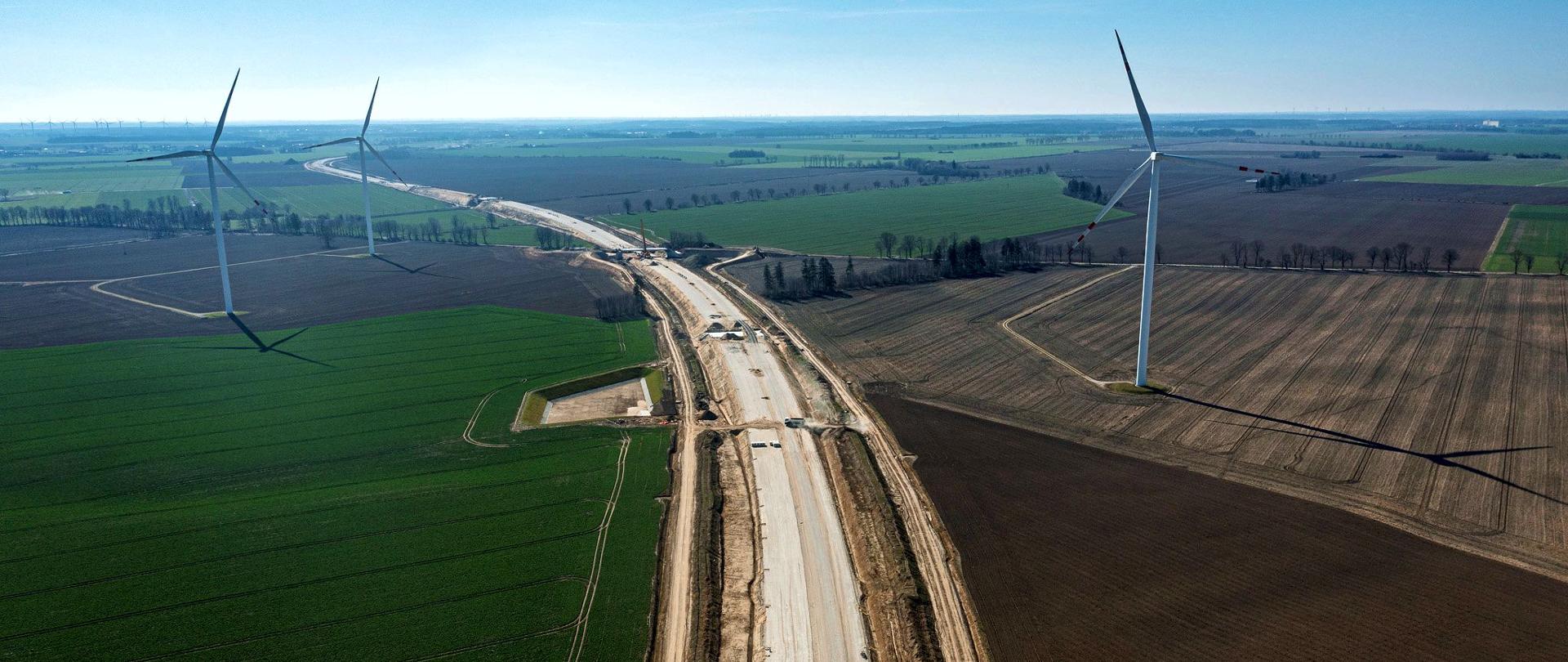 Betonowy fragment S6