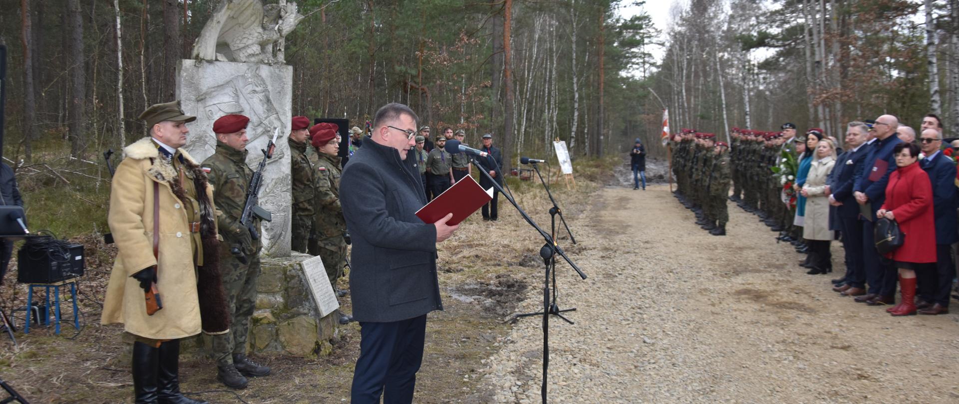 Obchody 85. rocznicy zwycięskiego boju pod Huciskiem 