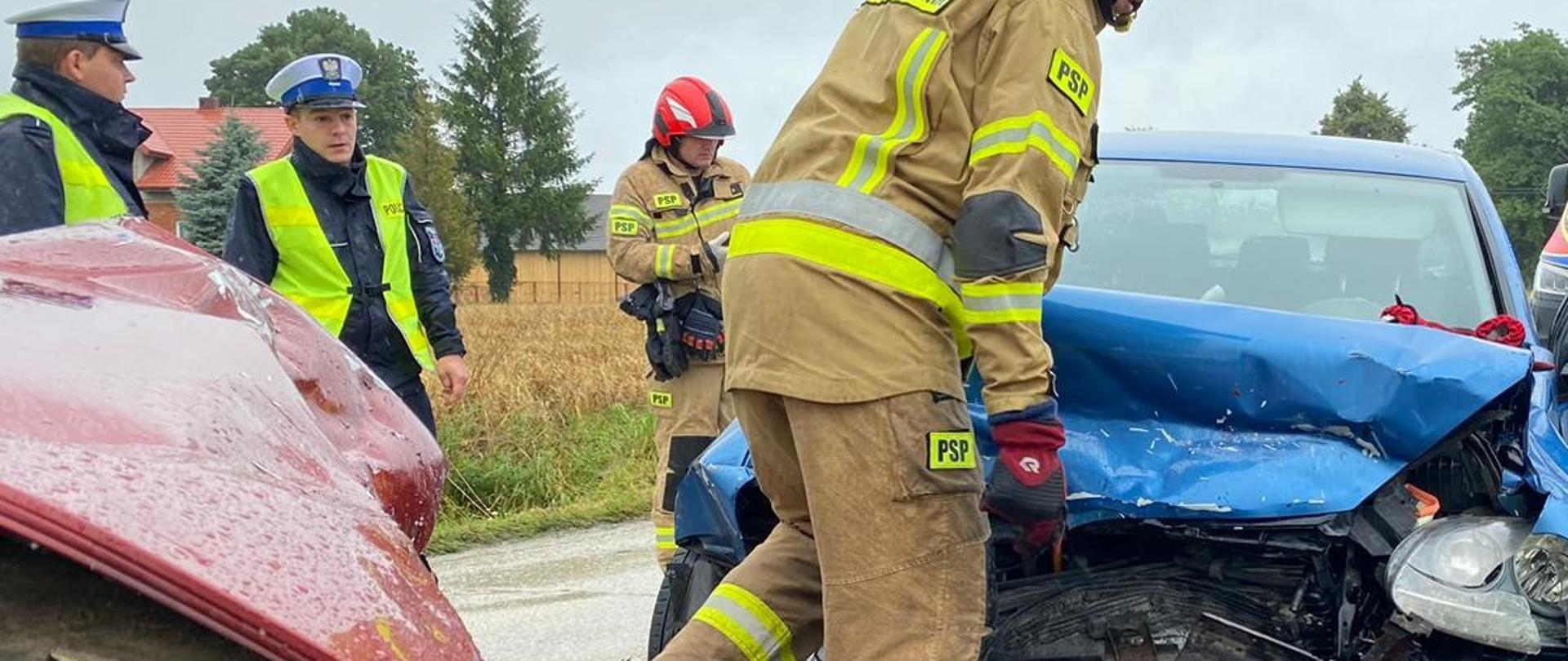 Wypadek drogowy w miejscowości Zakrzów – powiat kazimierski