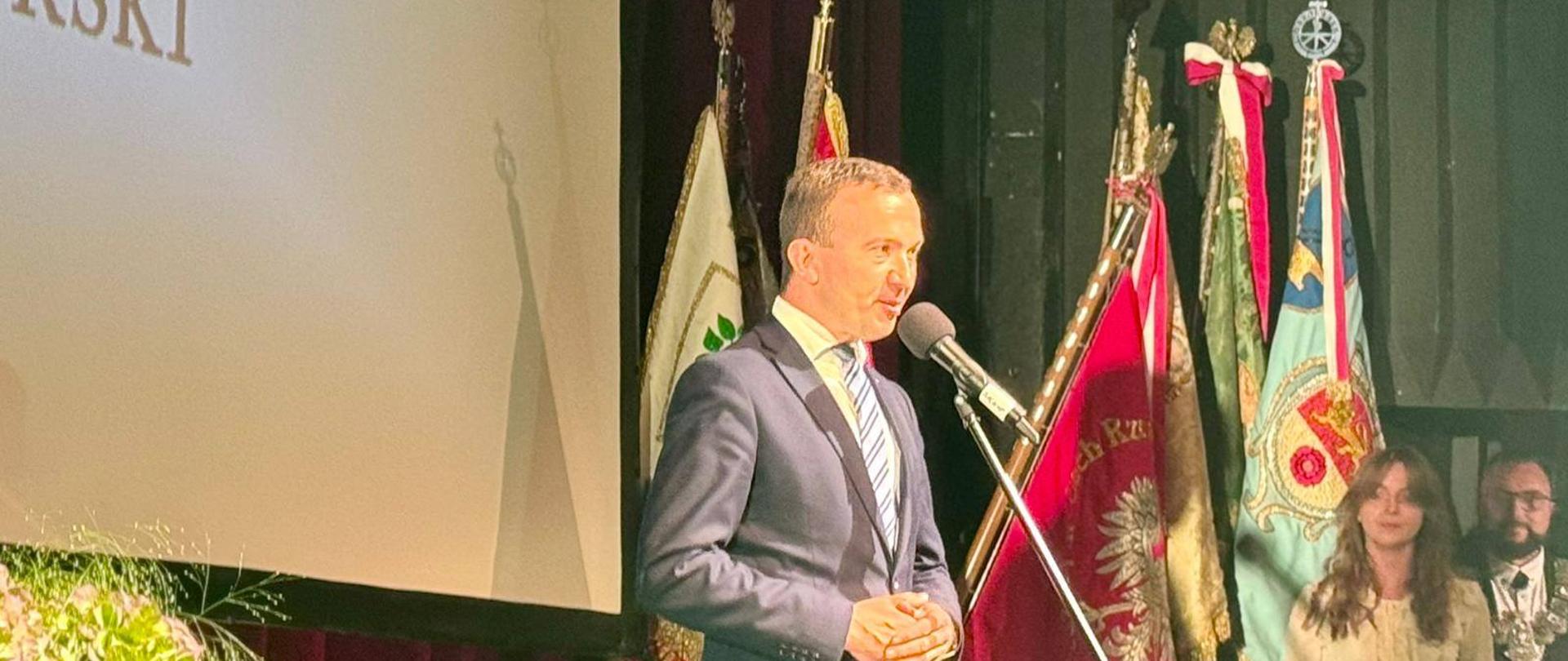 Wicewojewoda Mateusz Szauer na 80-leciu Izby Rzemiosła i Przedsiębiorczości