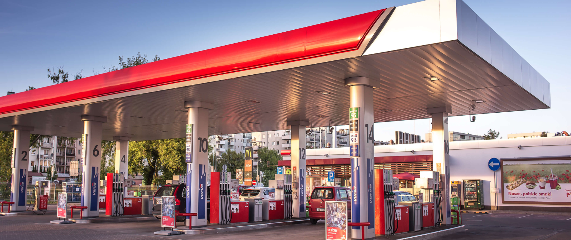 Na zdjęciu stacja paliw.