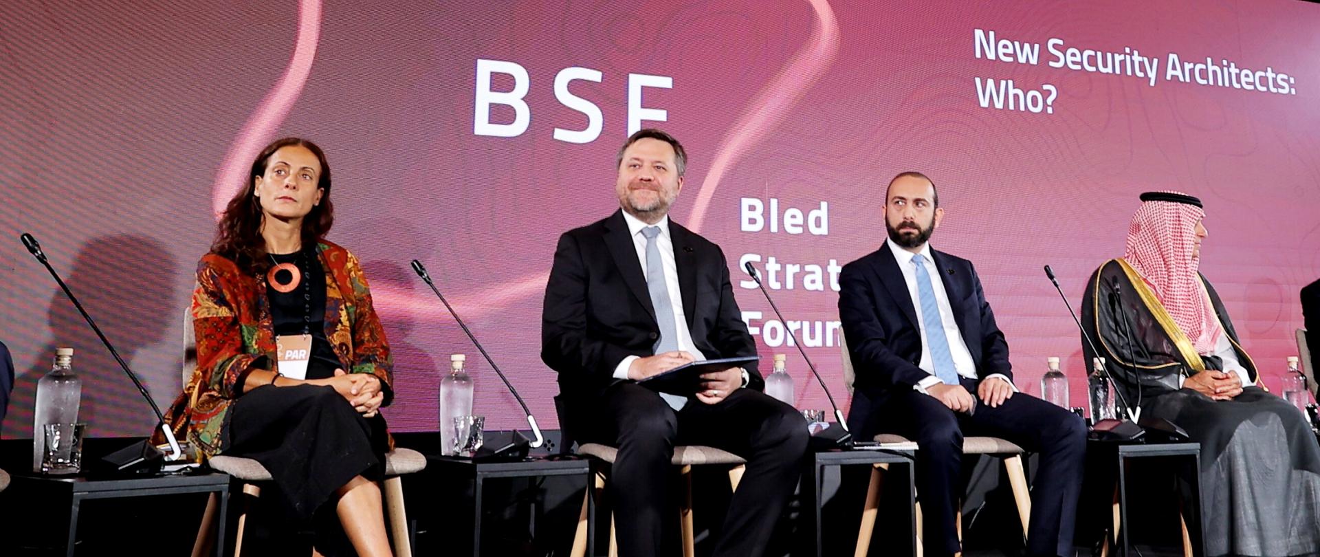 Bled, Rikli Balance Hotel.
Mednarodna konferenca Blejski strateski forum 2023.
Razprava z naslovom novi arhitekti varnosti: Kdo?