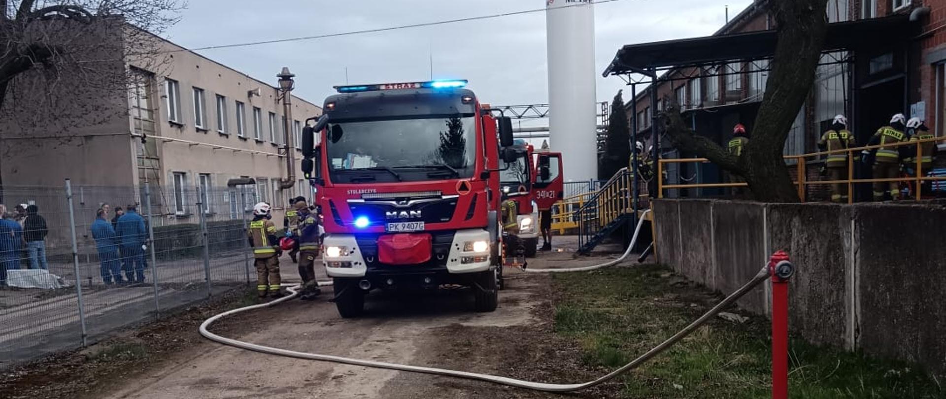 Pożar oleju w zakładzie produkcyjnym [8.04.2025]