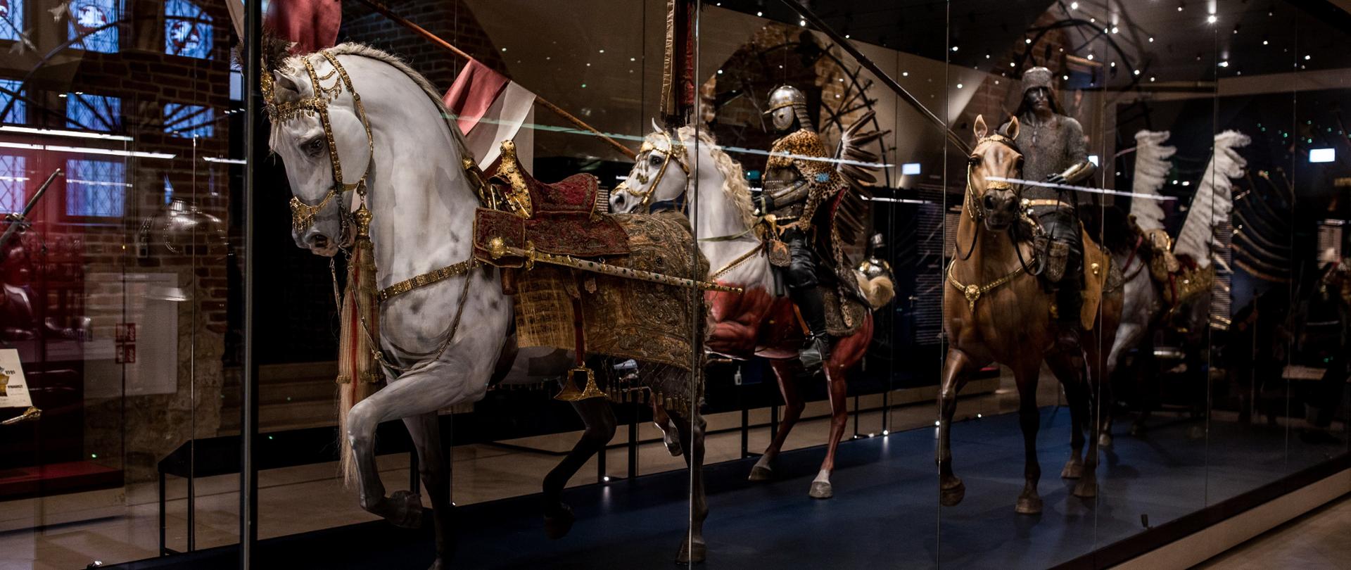 Wernisaż wystawy „Broń i Barwa” w Arsenale Muzeum Książąt Czartoryskich w Krakowie, fot. PAP/Art Service