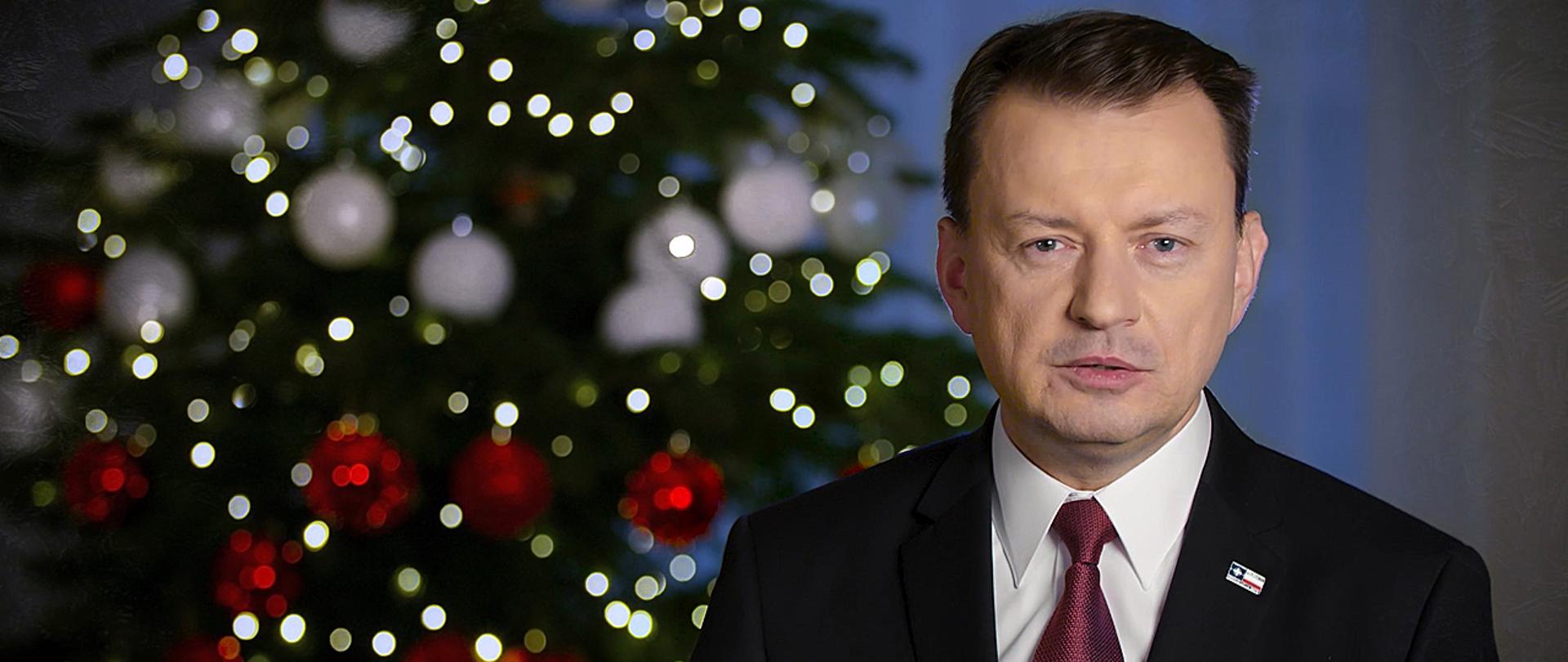 Minister Mariusz Błaszczak składa życzenia z okazji Świąt Bożego Narodzenia 