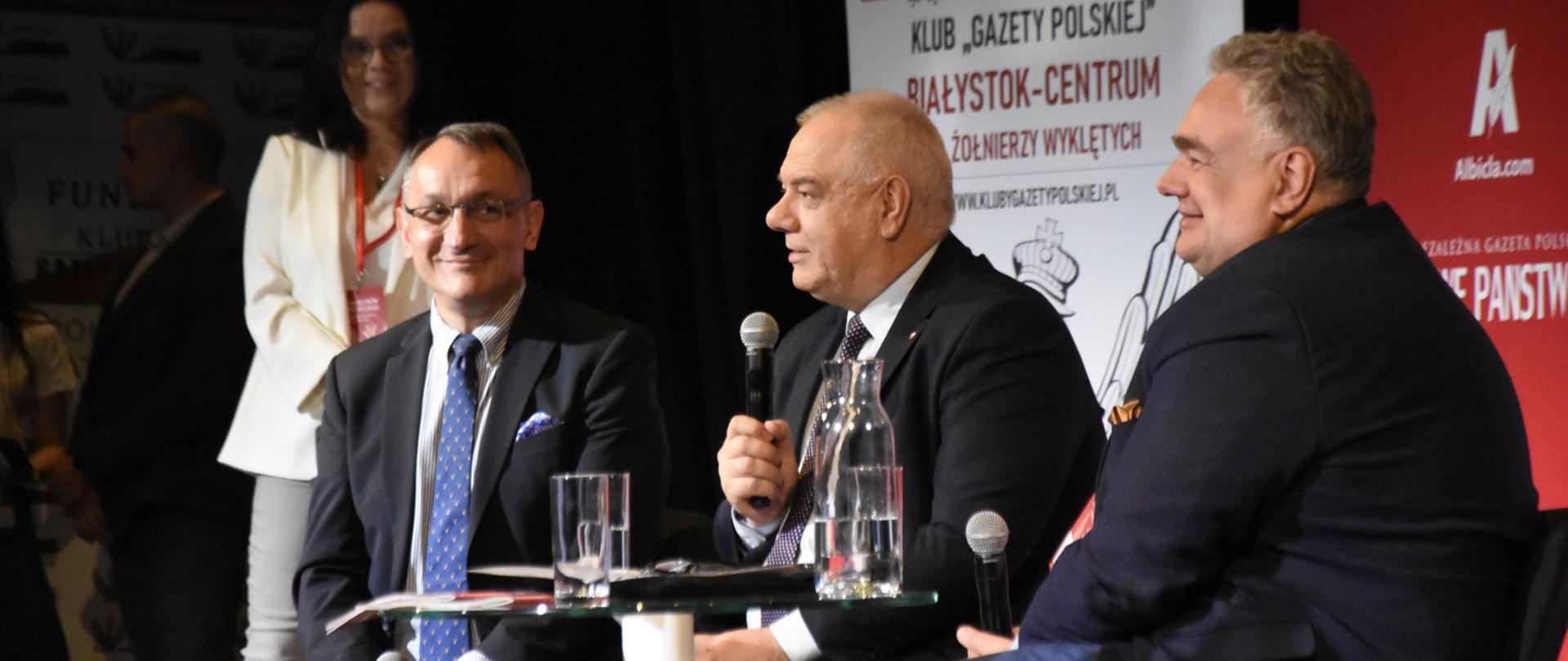 Wicepremier Sasin na panelu dyskusyjnym Klubów Gazety Polskiej