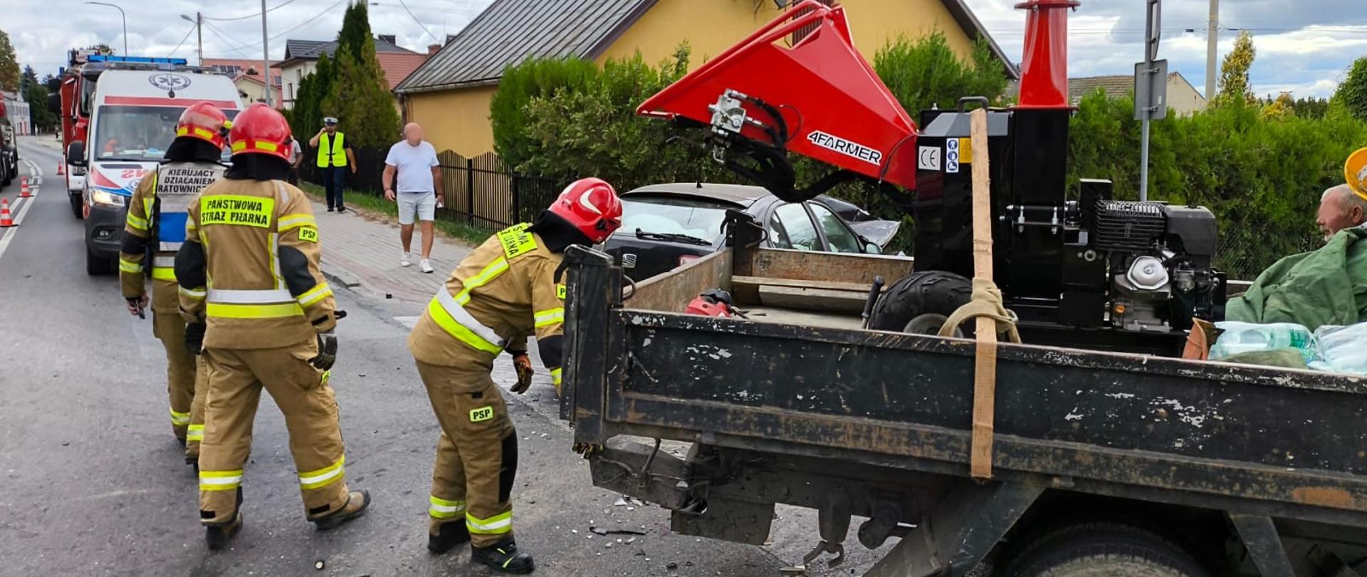 Wypadek drogowy w Samborcu