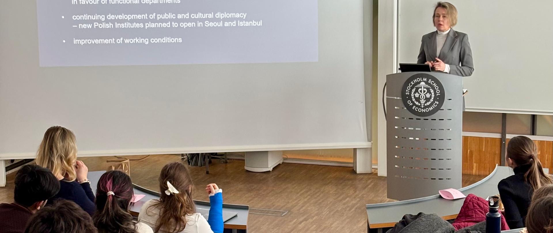 Lunch Lecture at the Stockholm School of Economics 3