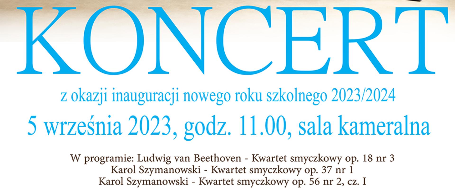 na białym tle na kanapie sylwetki czworo uczniów biorących udział w koncercie, poniżej informacje że koncert z okazji rozpoczęcia roku szkolnego odbędzie się 5 września o godz. 11. w szkole 