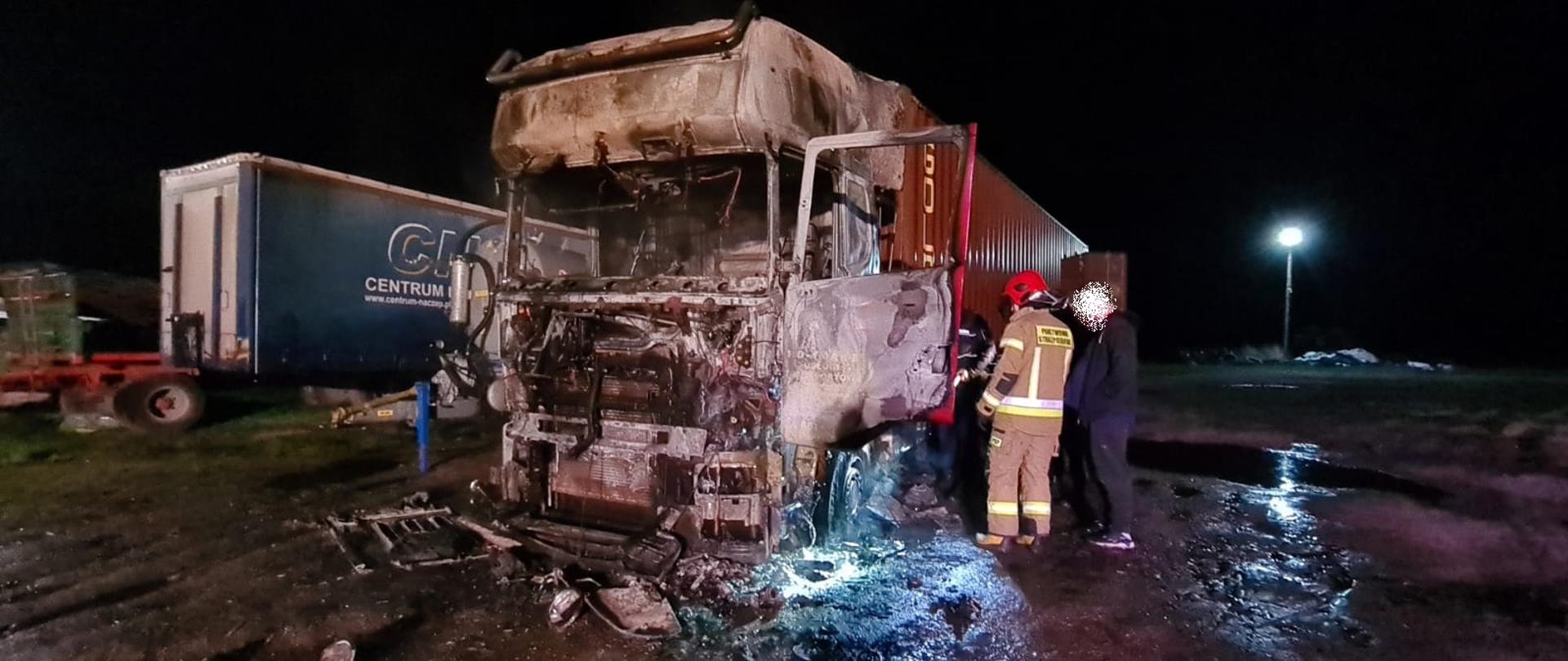 Pożar samochodu ciężarowego w Nowej Wsi
