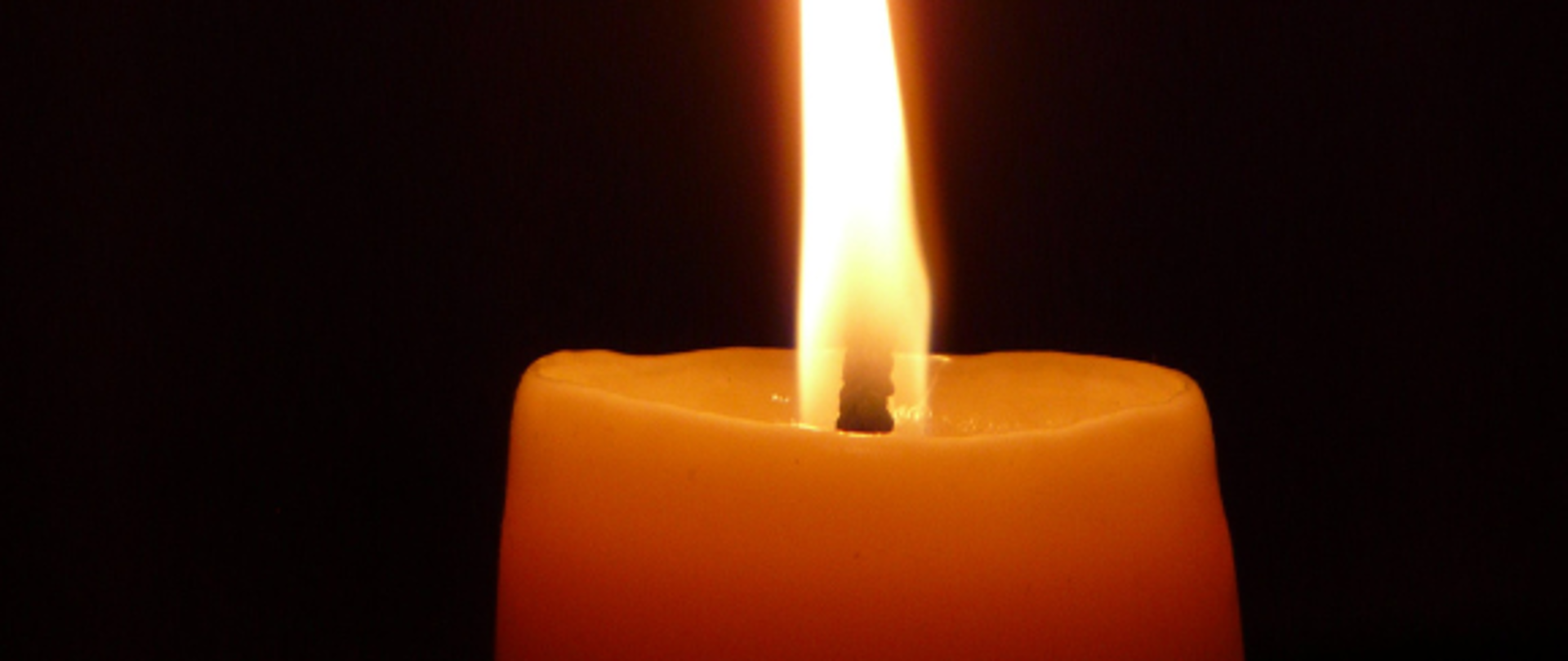 Zdjęcie ilustracyjne płomienia świecy