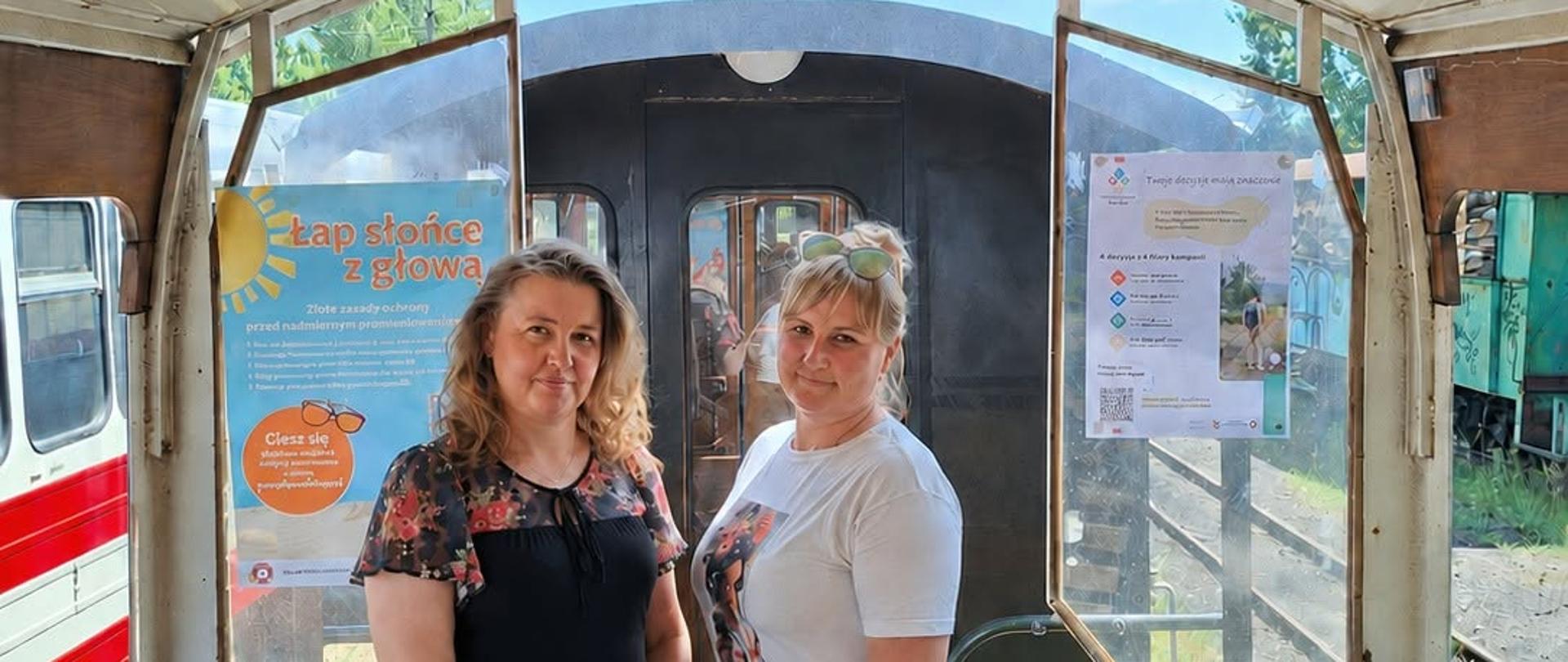 Oplakatowywanie Wąskotorówki, która kursuje na trasie Bytom- Miasteczko Śląskie