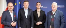 Od lewej: minister rozwoju i technologii Krzysztof Hetman, wiceprzewodniczący Komisji Europejskiej Valdis Dombrovskis, minister infrastruktury Dariusz Klimczak oraz minister rolnictwa i rozwoju wsi Czesław Siekierski