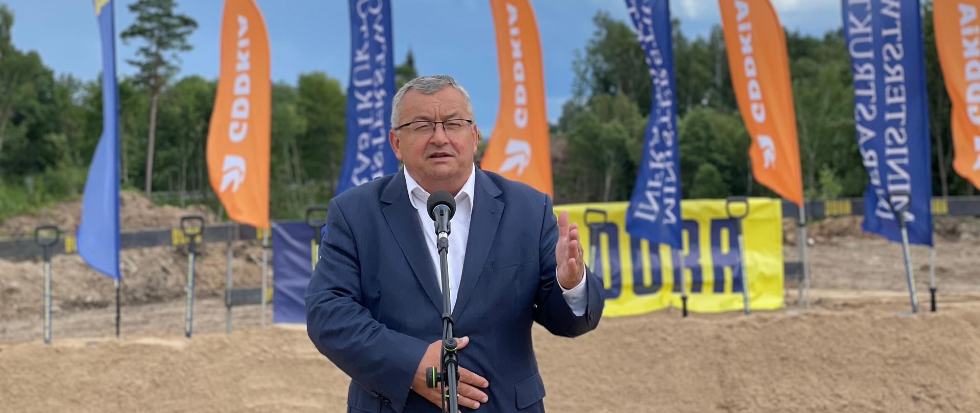 Minister infrastruktury Andrzej Adamczyk