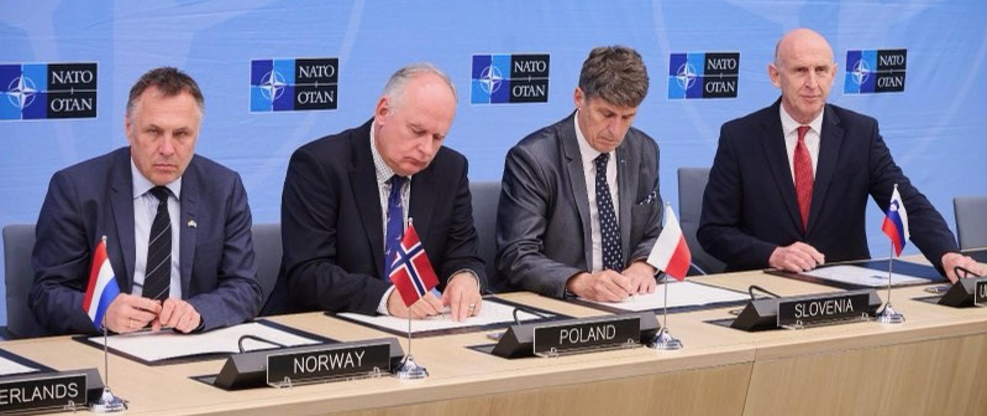 Podpisanie deklaracji przez ministrów obrony ws. ochrony Bałtyku 