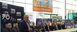 Na zdjęciu dyrektor ZSCKR w Potoczku Pan Dariusz Wolan przemawiający na rozpoczęciu Olimpiady Młodych Producentów Rolnych organizowanej przez ZWM z ZSCKR w Potoczku. Potoczek 12.02.2026