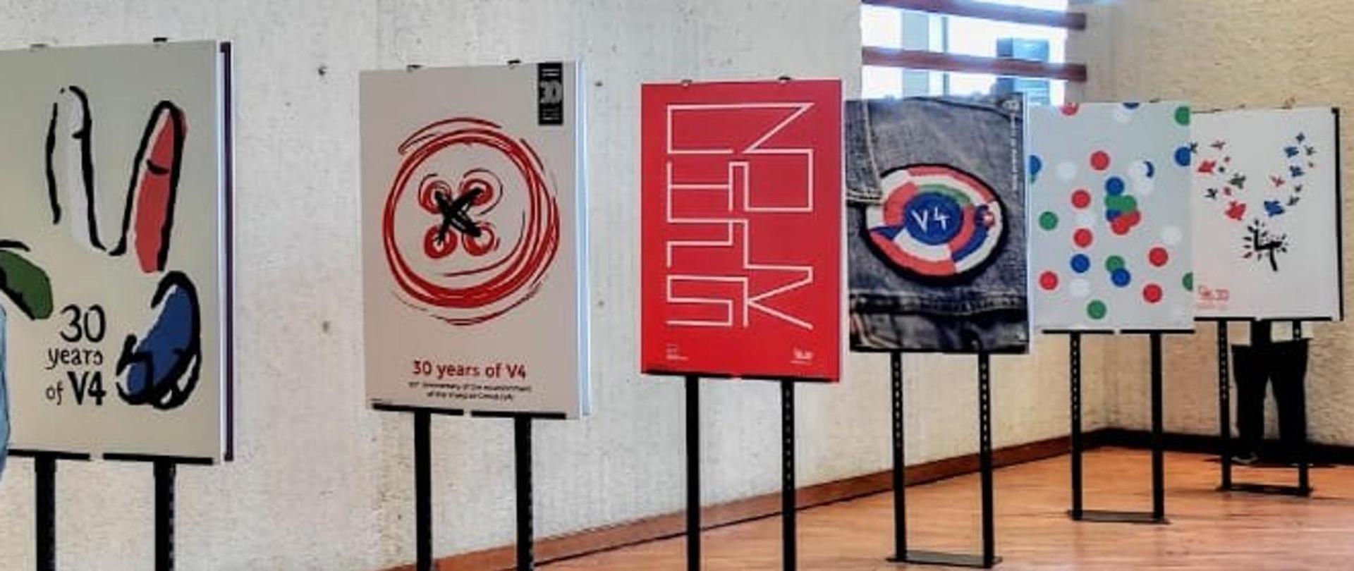 Exhibition of V4 posters at the Julio Mario Santo Domingo Library