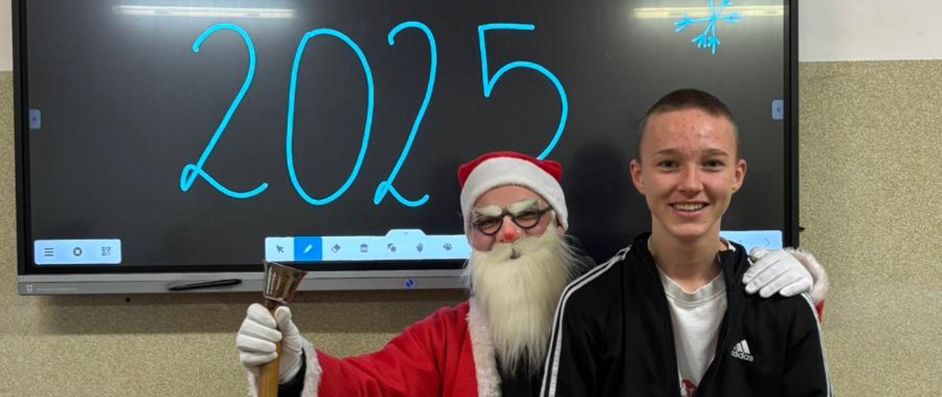 Uczeń na kolanach Mikołaja 6