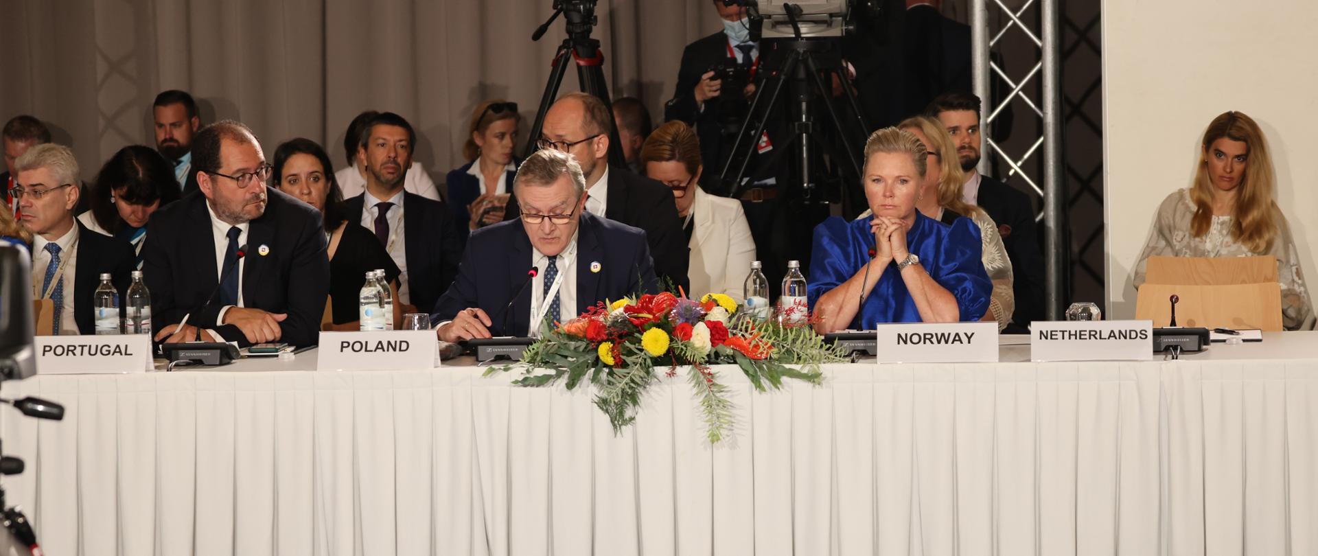 Na konferencji ws. odbudowy Ukrainy w Lugano wicepremier Gliński przedstawił stanowisko Polski, for. Marek Kowalczyk/Reporter