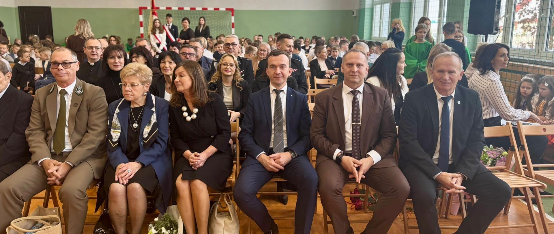 Publiczność podczas uroczystości.