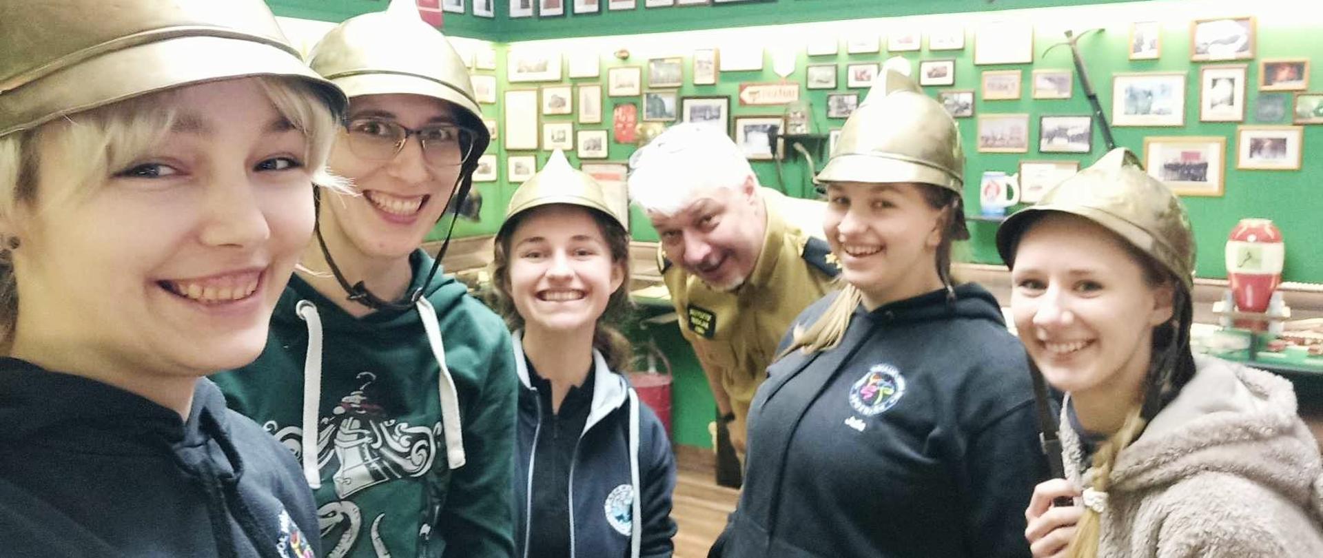 zajęcia edukacyjno-historyczne w Sali Tradycji