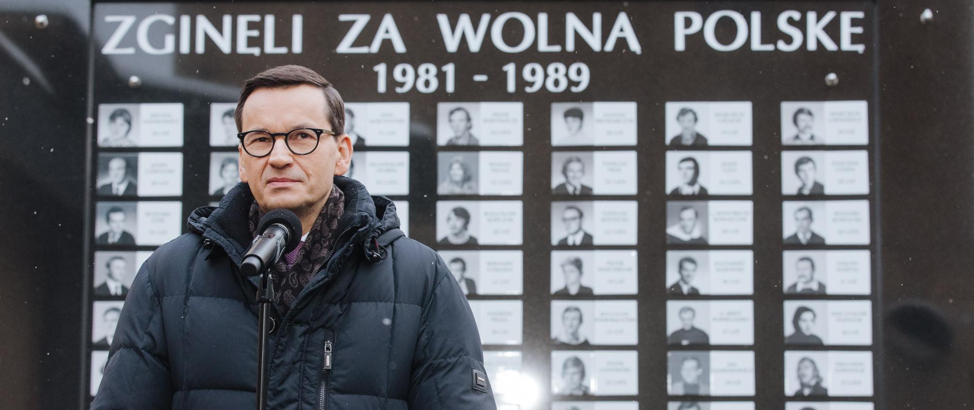 Premier Mateusz Morawiecki podczas przemówienia.