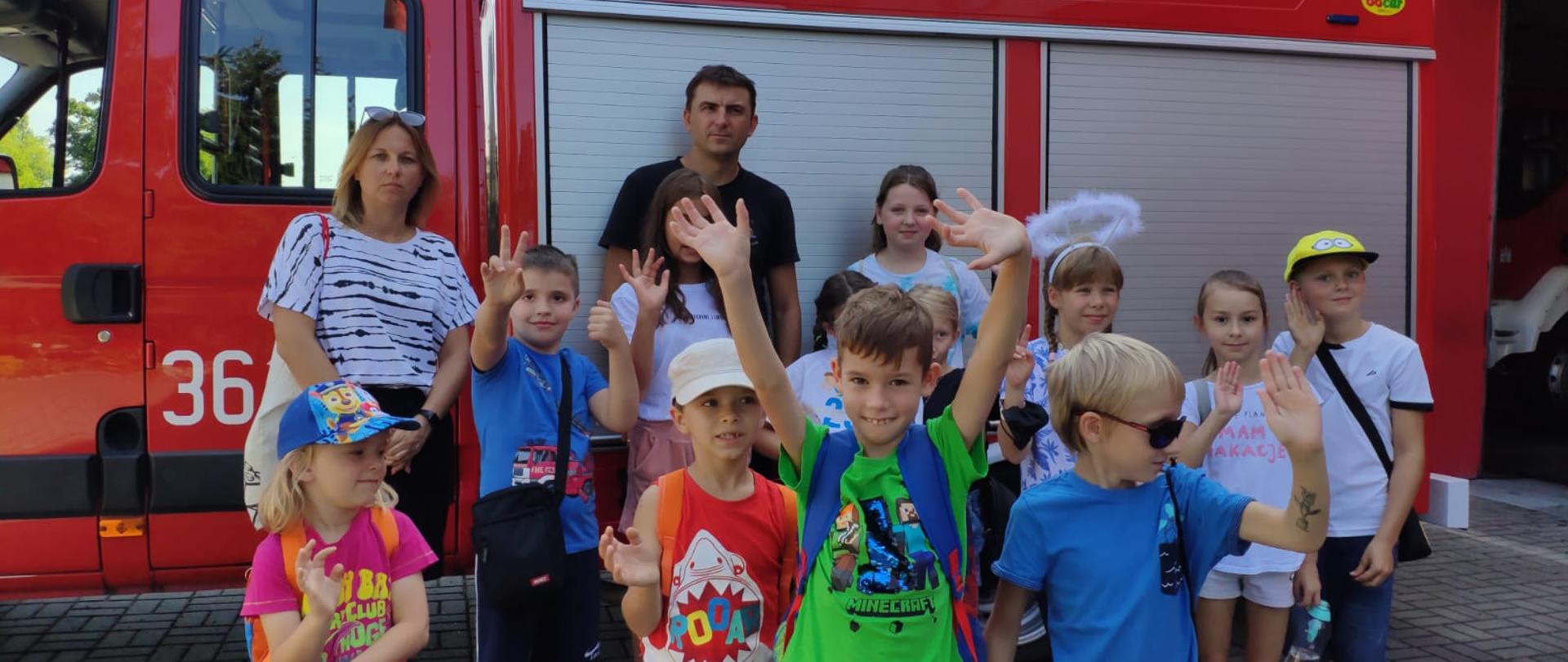 Wycieczka grupy dzieci z półkolonii Bricks 4 Kidz