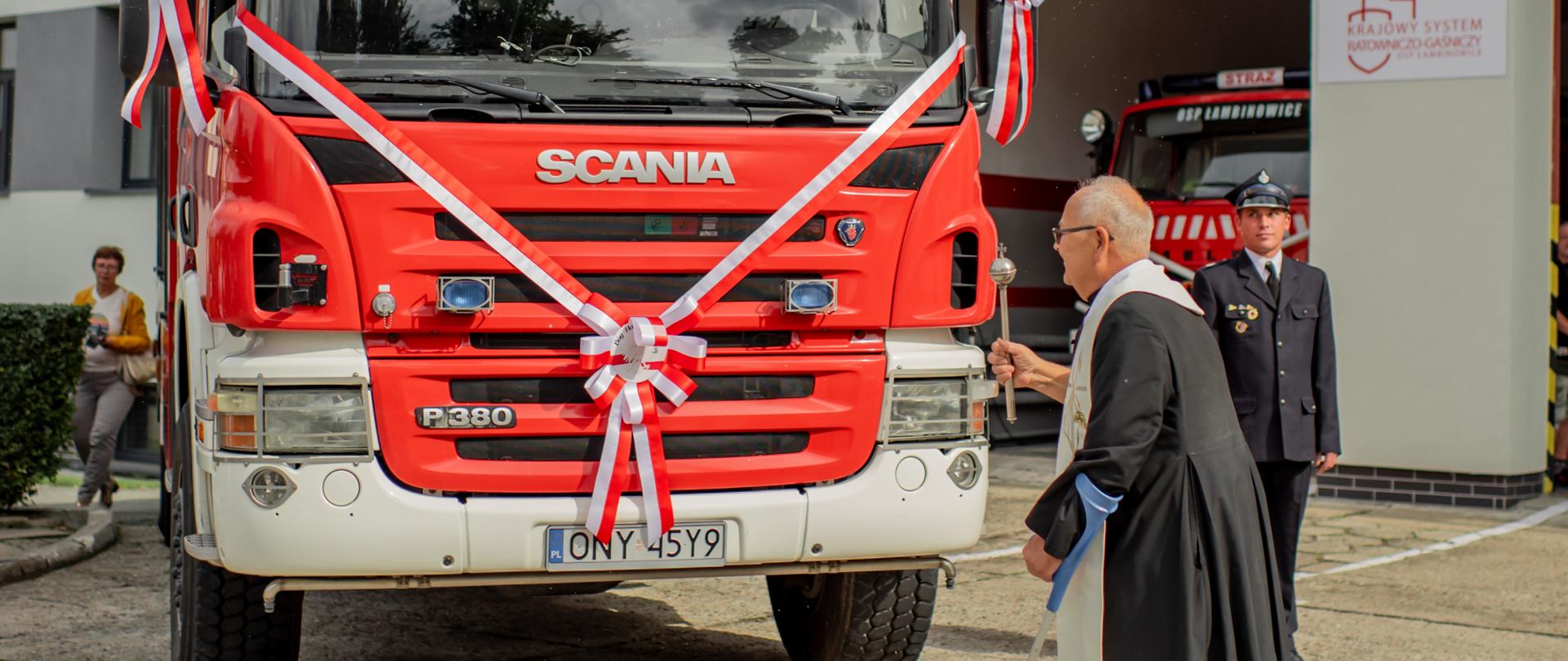 Przekazanie samochodu pożarniczego do OSP Łambinowice
