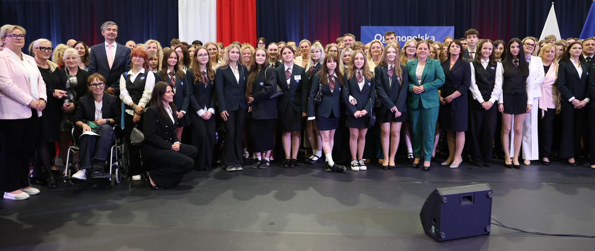 Udział Minister Edukacji i pozostałych członków kierownictwa MEN w uroczystościach rozpoczęcia roku szkolnego 2025/2026