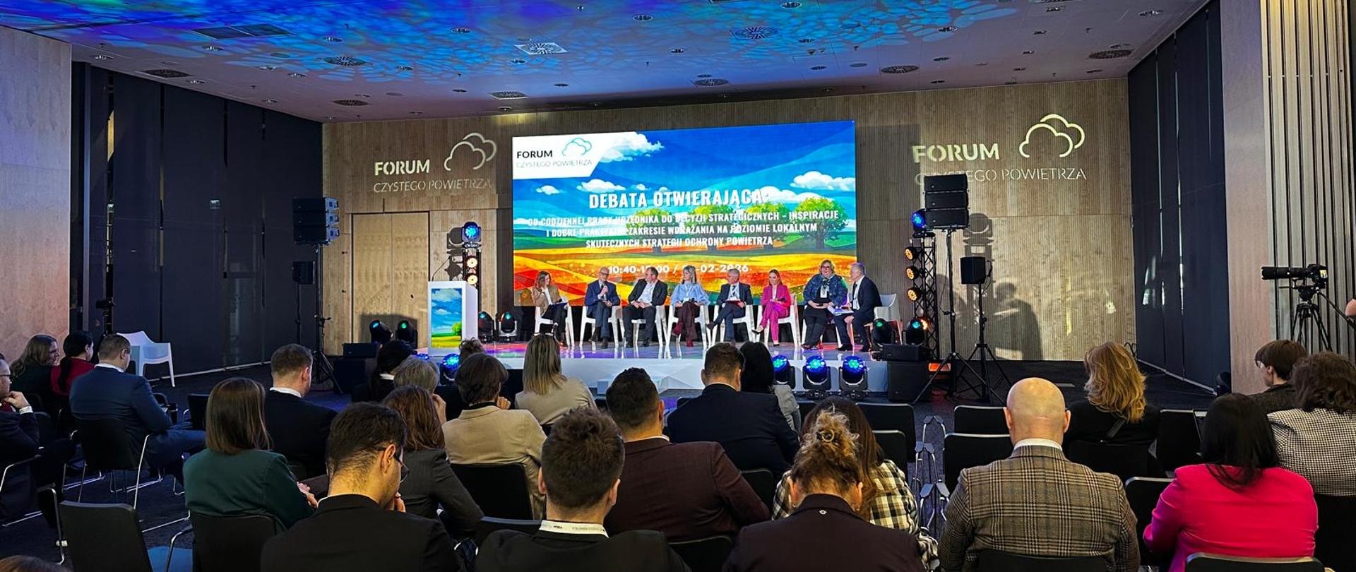 Forum Czystego Powietrza, debata pt. „Od codziennej pracy urzędnika do decyzji strategicznych - inspiracje i dobre praktyki w zakresie wdrażania na poziomie lokalnym skutecznych strategii ochrony powietrza”