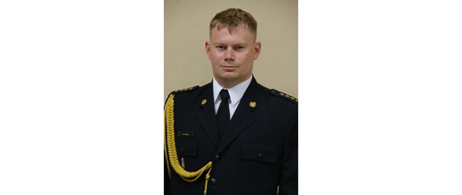Z-ca dowódcy JRG st. kpt. Dominik Ciach