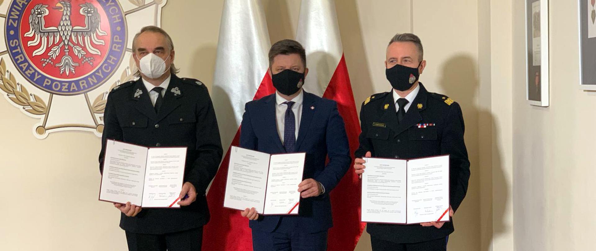 Strażacy będą wspierać akcję szczepienia przeciw COVID-19