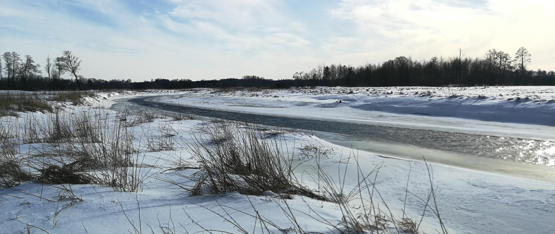 Rzeka Liwiec, na odcinku leżącym w gminie Mokobody.