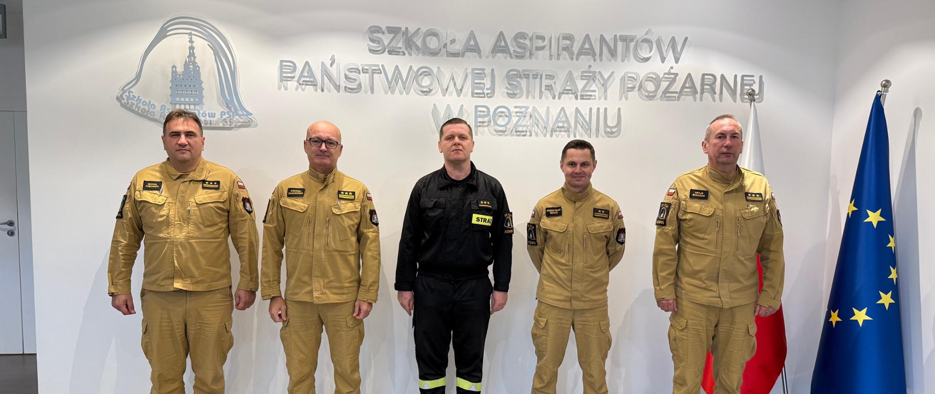 Powitanie kpt. Krzysztofa Tomczaka w gronie funkcjonariuszy SA PSP w Poznaniu