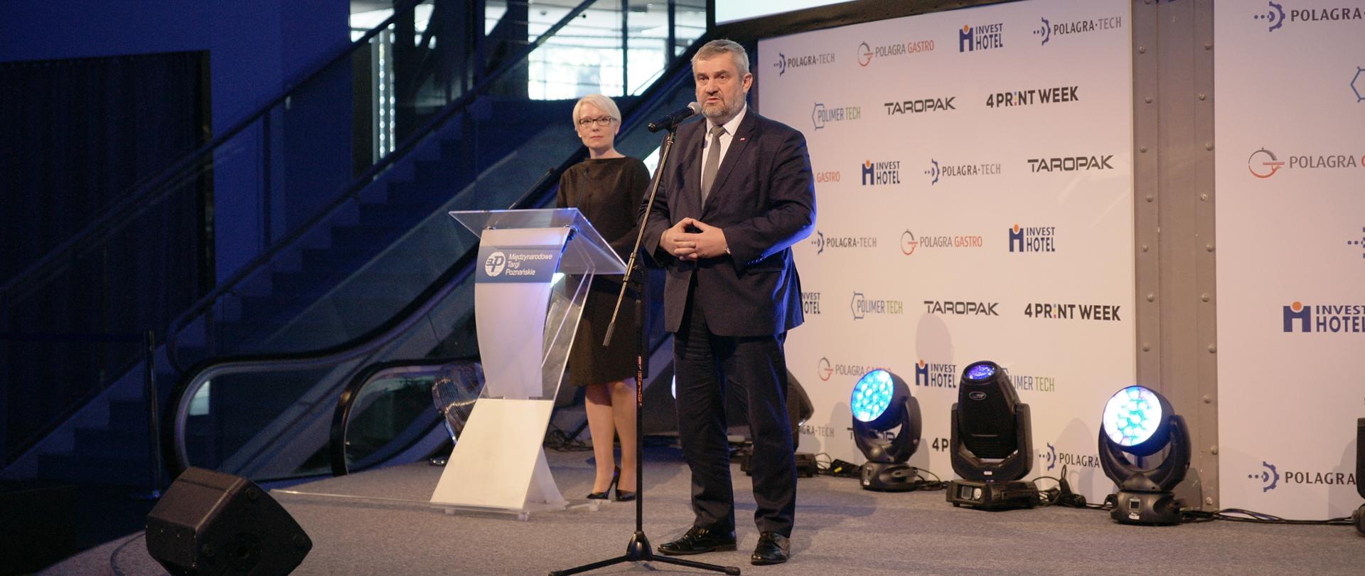 Minister Jan Krzysztof Ardanowski podczas otwarcia targów