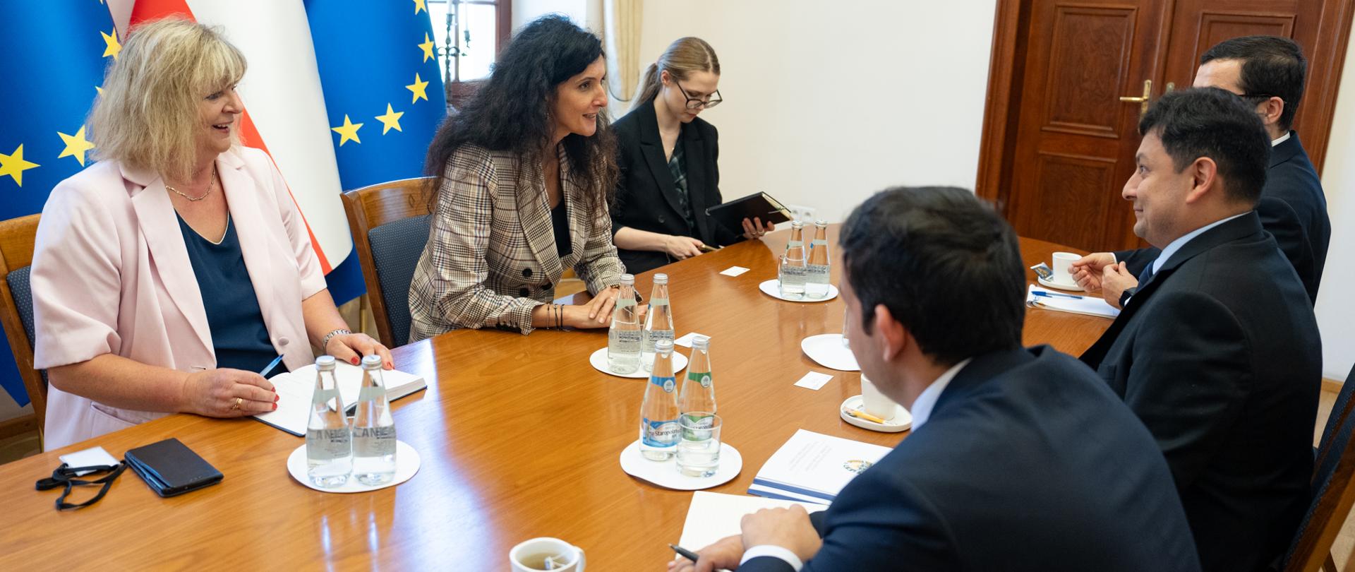 Dolny Śląsk rozwija kontakty zagraniczne – spotkanie z Ambasadorem Uzbekistanu