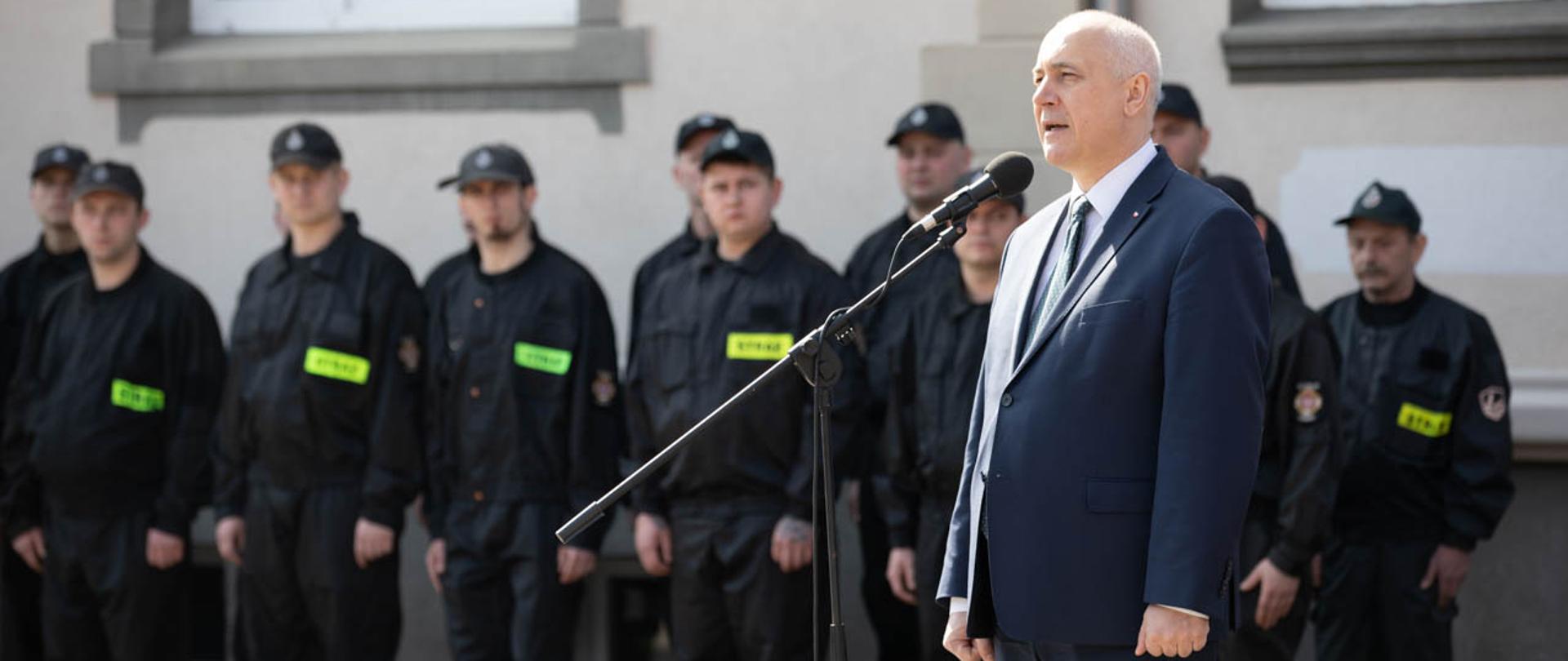 Minister Joachim Brudziński podczas wystąpienia