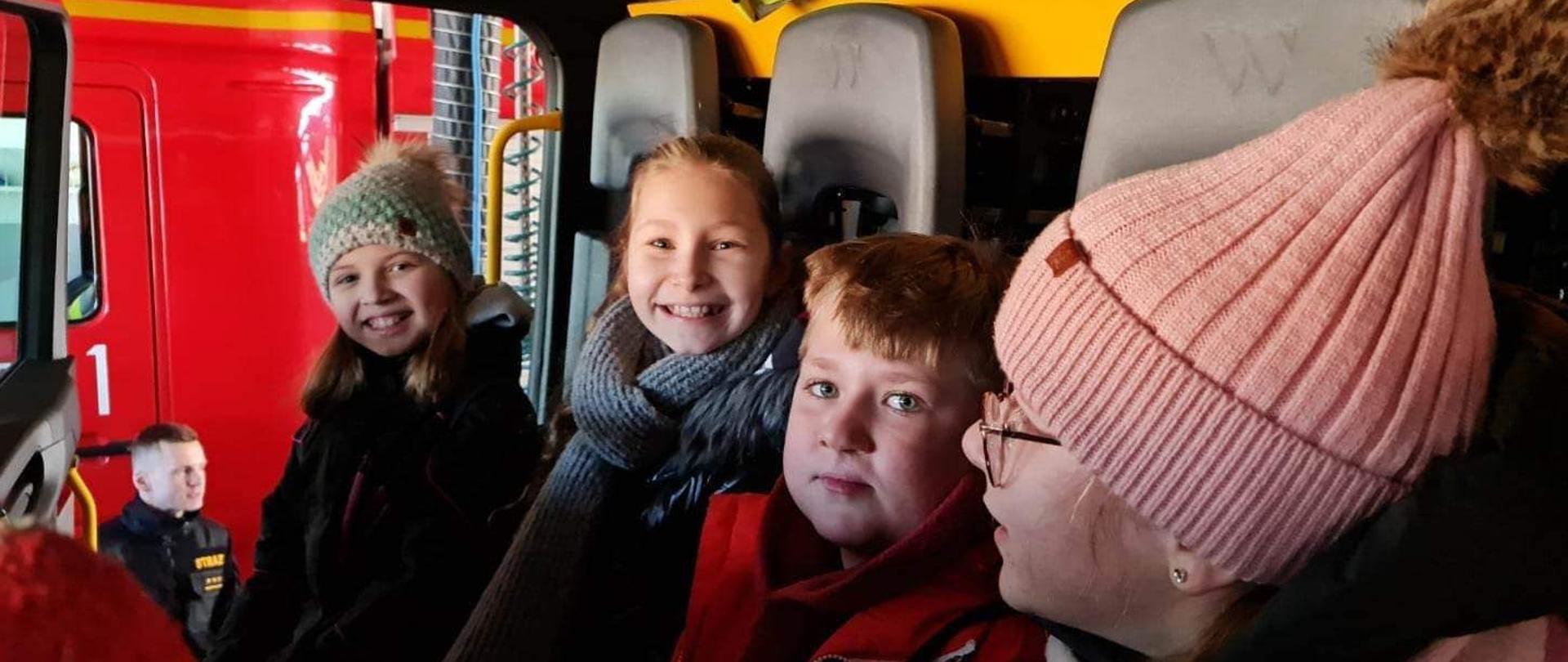 Wizyta uczniów z Łęczeszyc w gm. Belsk Duży w KP PSP w Grójcu