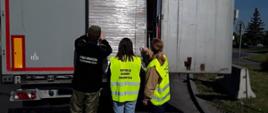 Inspektorzy kontrolują przewoźników na drodze w Korczowej w dniu 29.04.2025 r. 