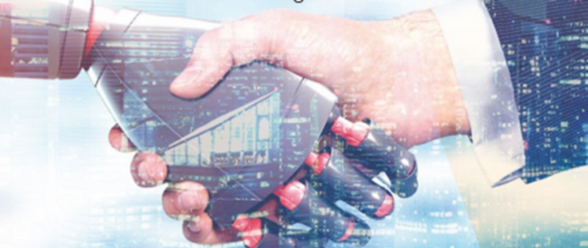 Dwie splecione dłonie na jasnym tle.Jedna dłoń robota druga dłoń człowieka.