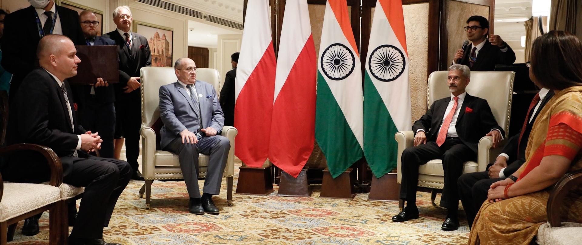 Foreign Minister Zbigniew Rau visits India
