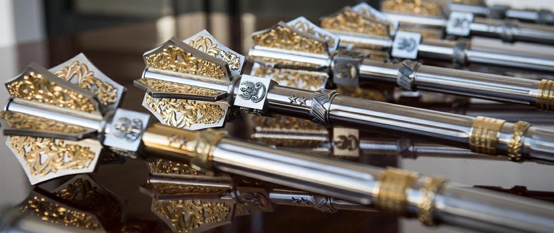 080818_MMB_AwanseGeneralskie_WKrol_01