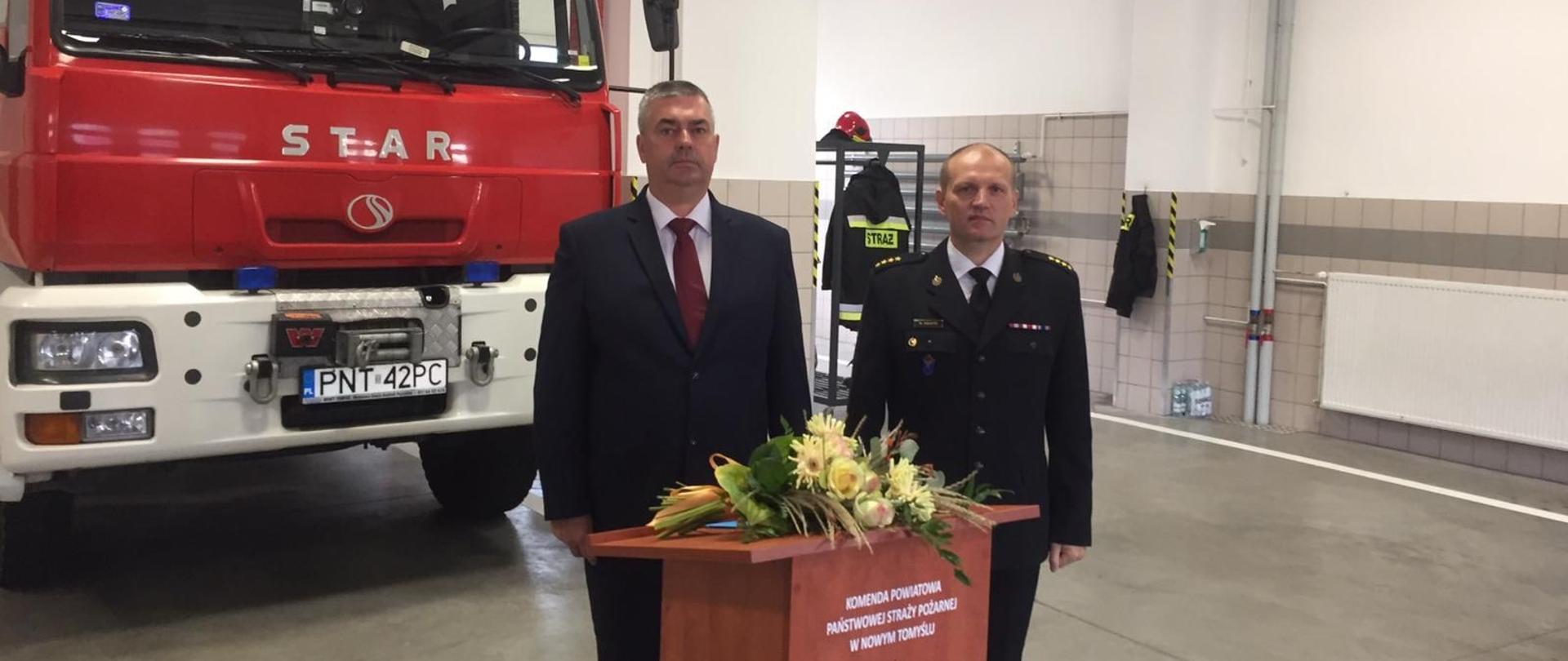 Uroczyste przejście na zaopatrzenie emerytalne st. ogn. Przemysława Beyera