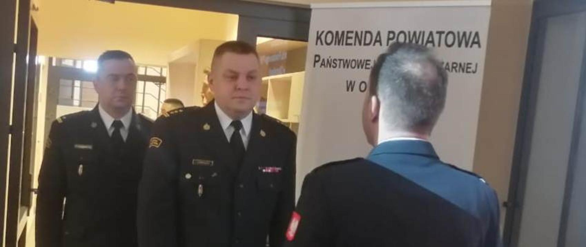 Narada roczna podsumowująca działalność obornickich strażaków w 2022 roku.