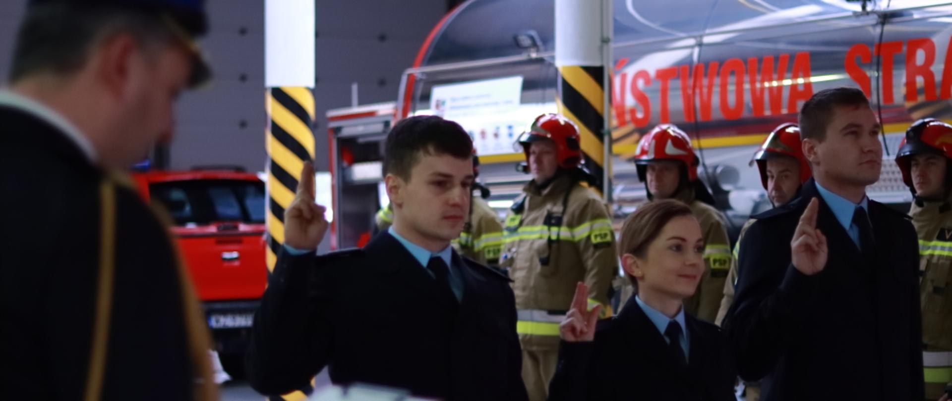 uroczyste ślubowanie strażaków